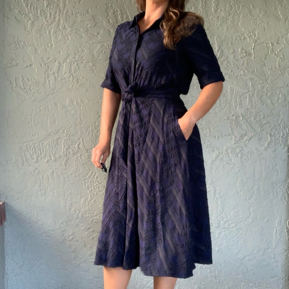 Elegant Navy Blue Women's Dress - Picture 9 of 9